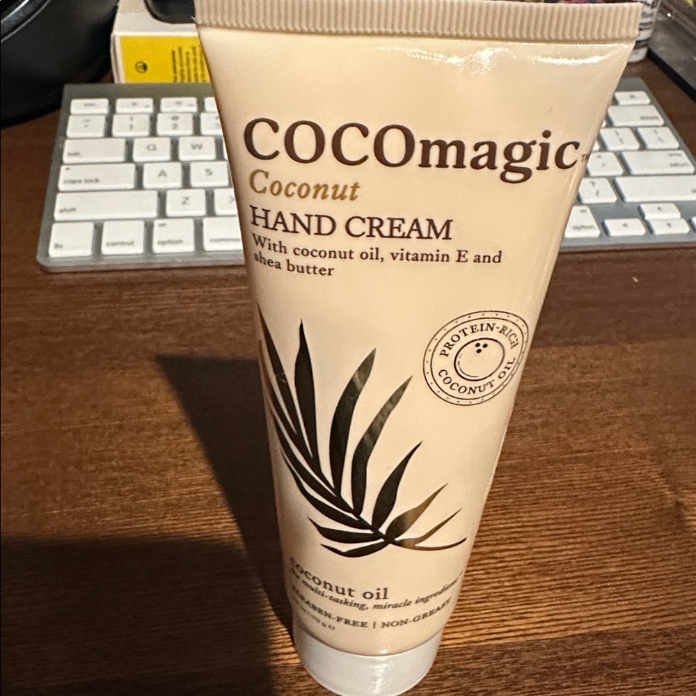 COCOmagic Coconut Hand Cream with Coconut Oil, Vit. E and Shea Butter. 4.0 ozs.